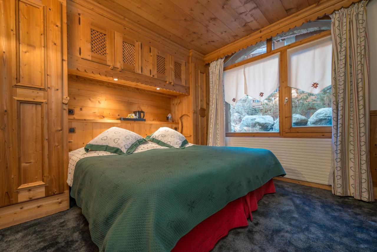 Hotel Eterlou Мерибел Екстериор снимка